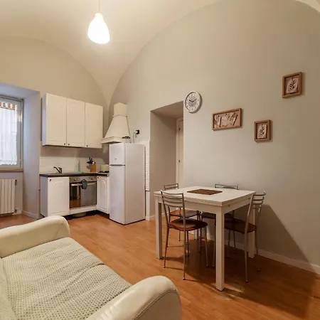 Mm Piramide Apartamento
